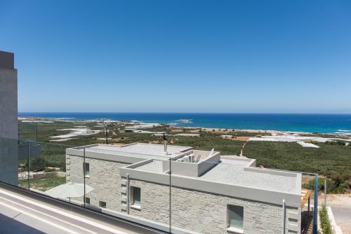 glass balcony walls